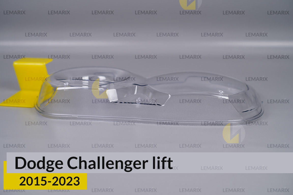 Скло фари Dodge Challenger (2015-2023) рест праве