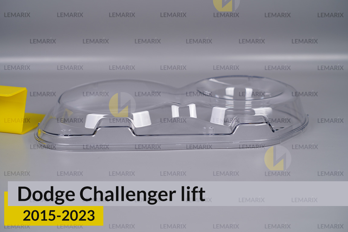 Скло фари Dodge Challenger (2015-2023) рест праве