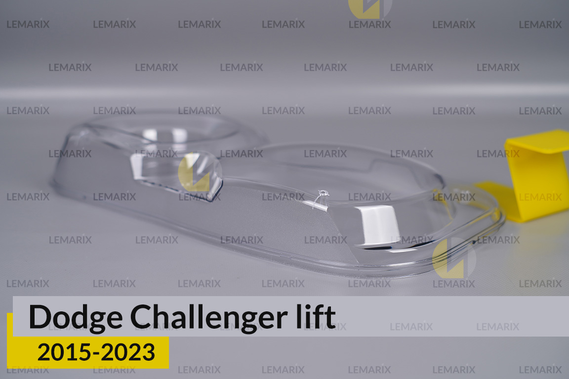Скло фари Dodge Challenger (2015-2023) рест праве