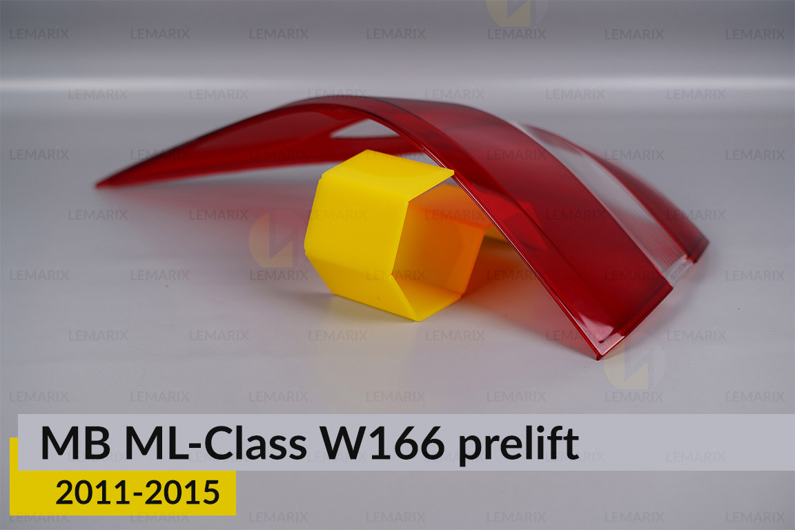 Скло заднього ліхтаря зовнішнє в крилі Mercedes-Benz ML-Class W166 (2011-2015) дорест ліве
