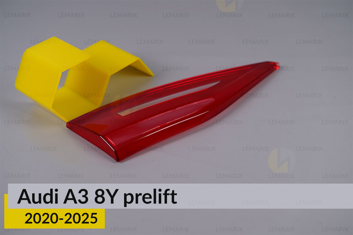 Скло заднього ліхтаря внутрішнє в кришці багажника Audi A3 8Y (2020-2026) дорест ліве