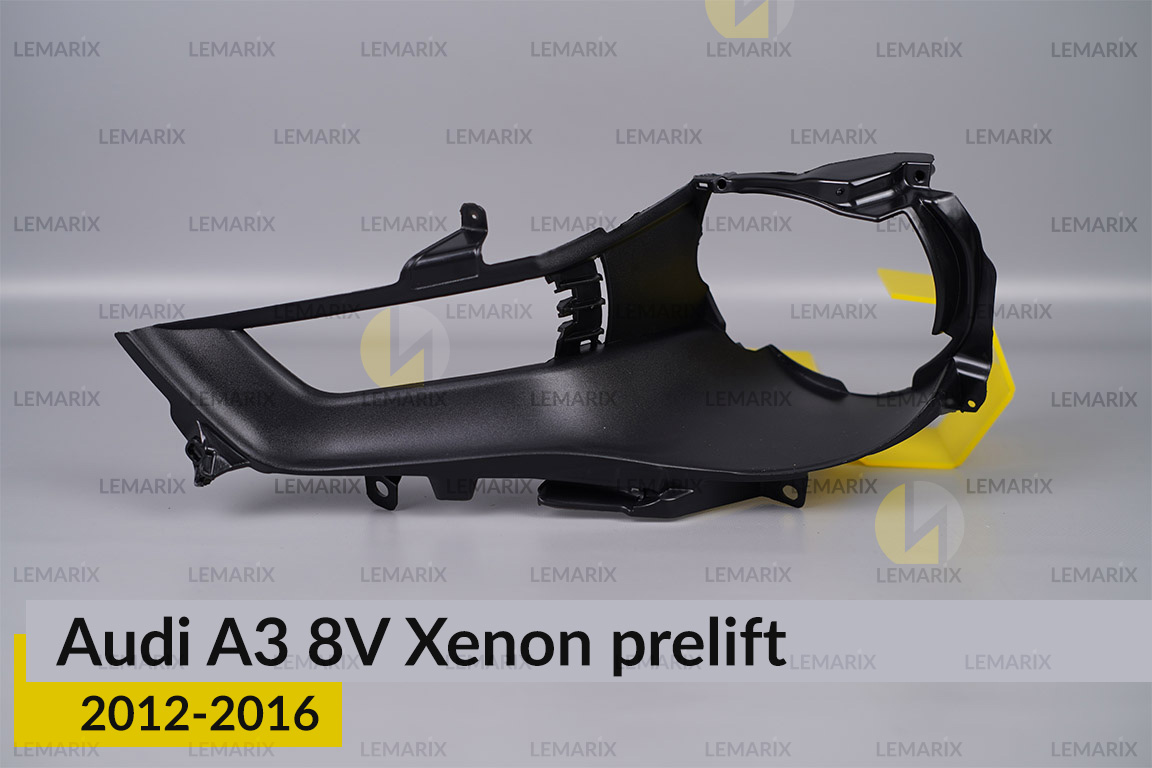 Декоративна маска Audi A3 8V Xenon (2012-2016) дорест ліва