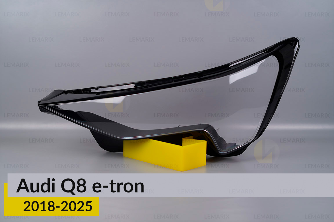 Скло фари Audi Q8 e-tron (2018-2025) ліве