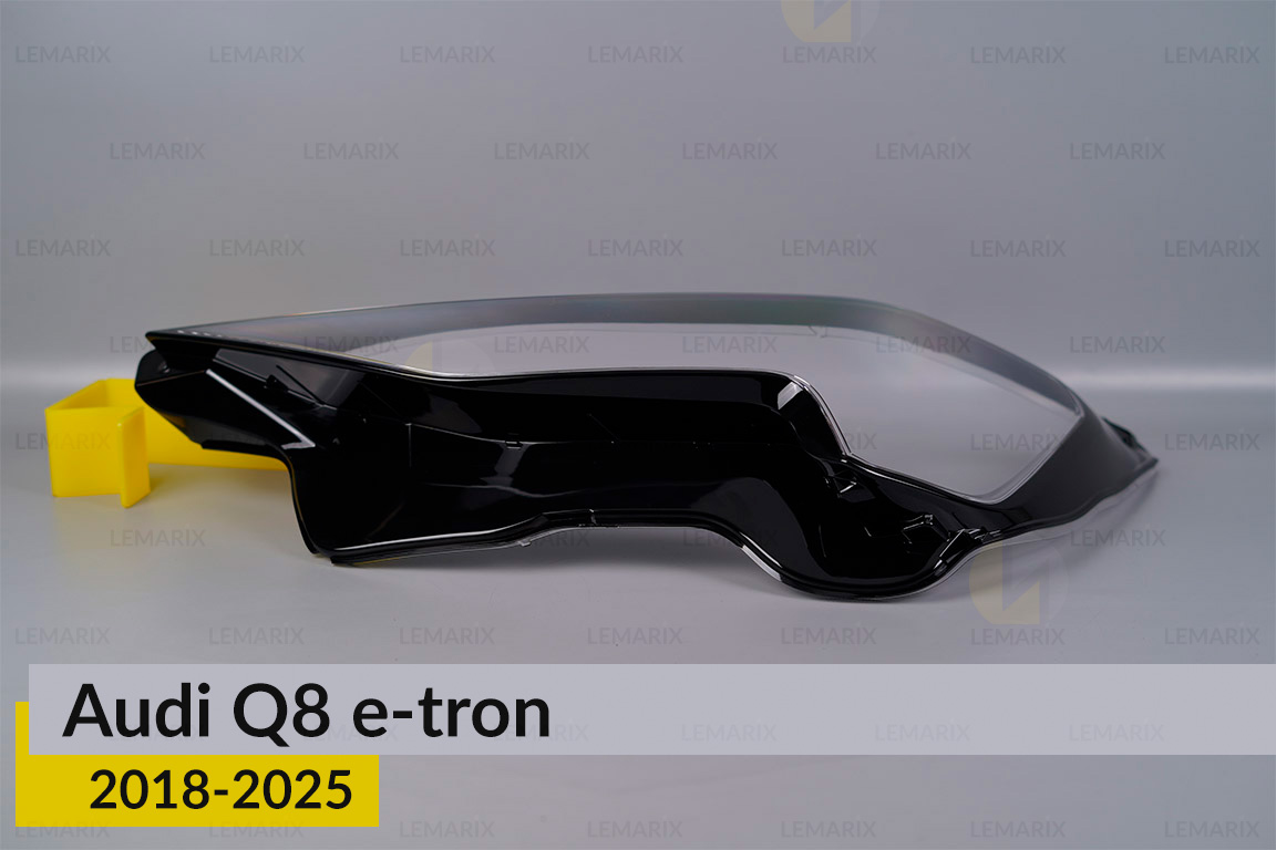 Скло фари Audi Q8 e-tron (2018-2025) ліве