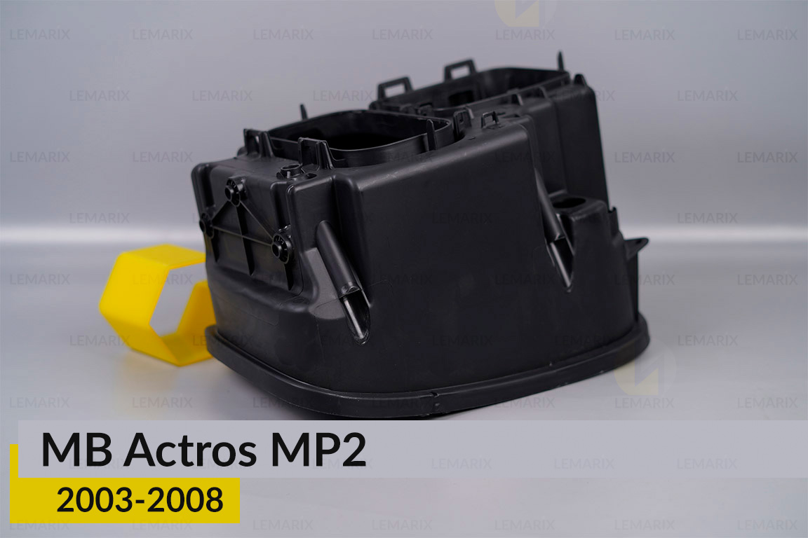 Корпус фари Mercedes-Benz Actros MP2 (2003-2008) правий