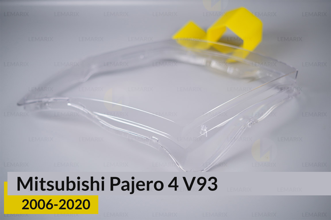Скло фари Mitsubishi Pajero 4 V93 (2006-2020) ліве