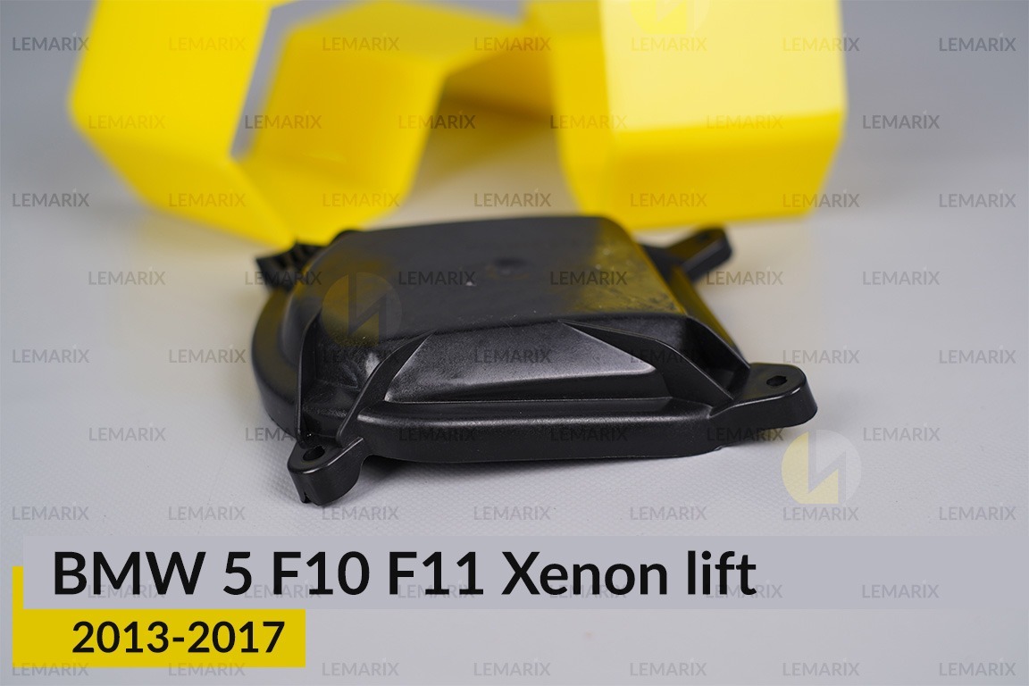 Кришка ковпак заглушка фари BMW 5 F10 F11 Xenon (2013-2017) рест ліва