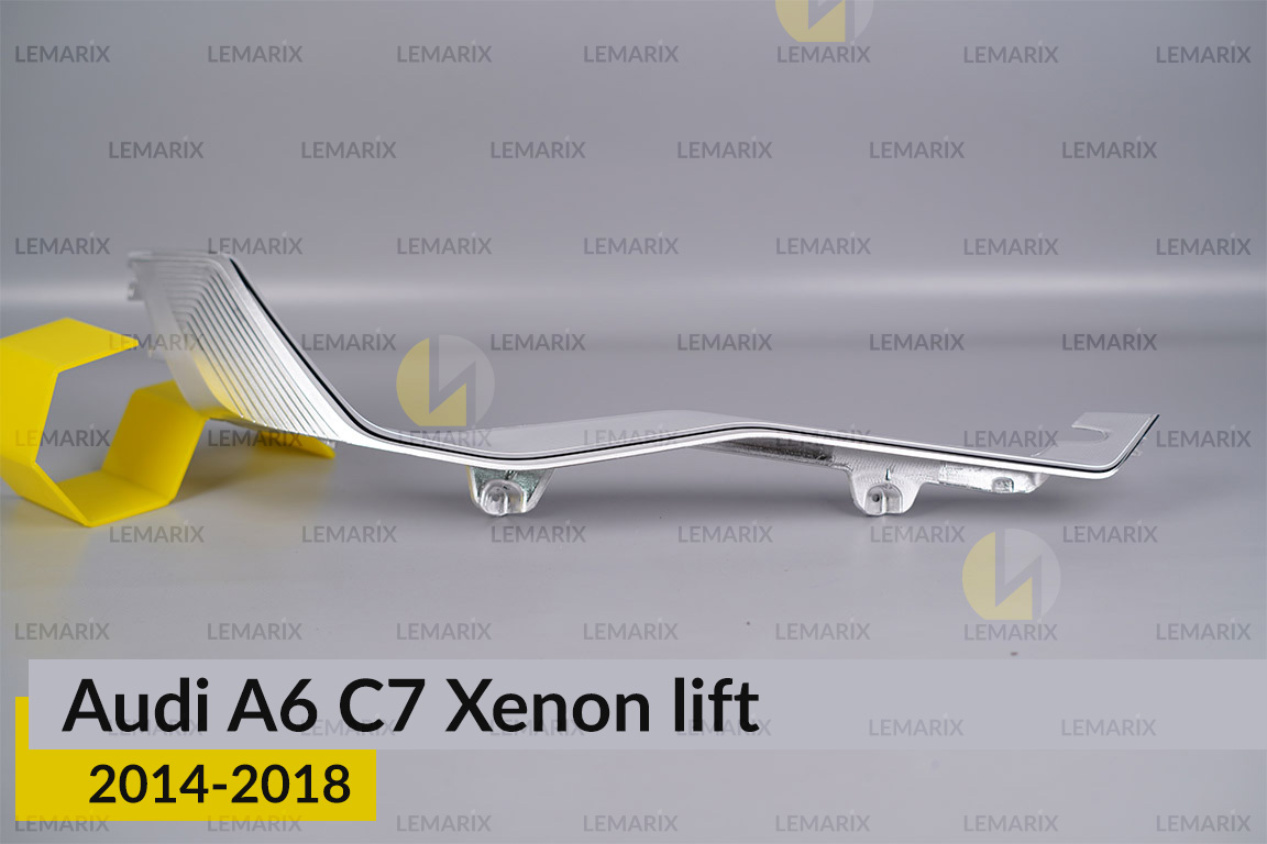Хромована декоративна маска нижня Audi A6 C7 Xenon (2014-2018) рест права