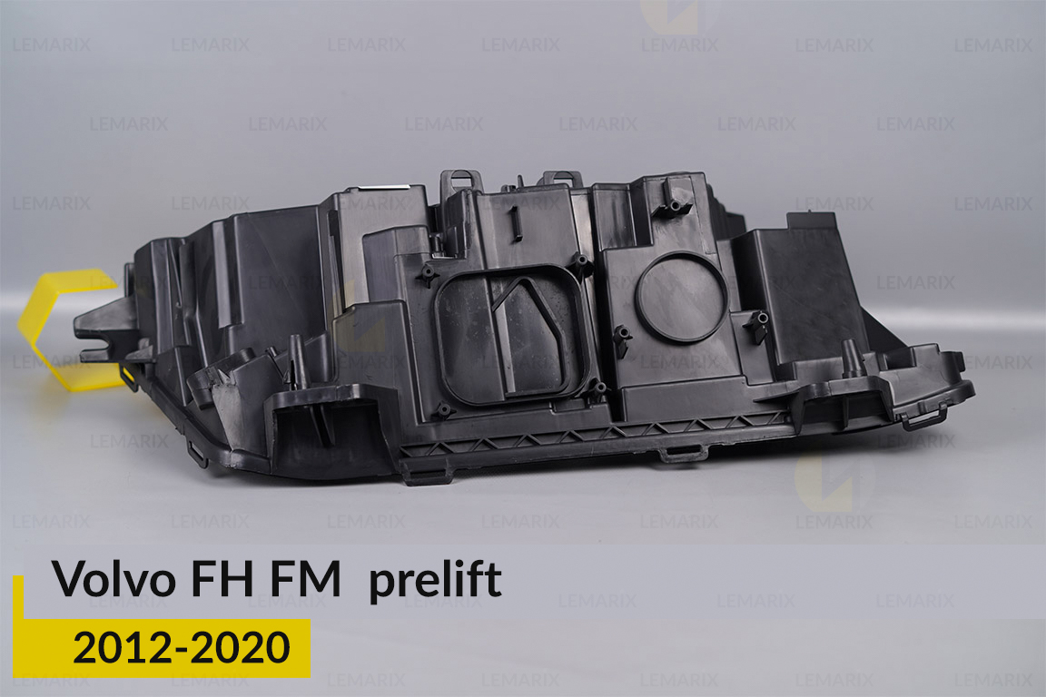 Корпус фари Volvo FH FM (2012-2020) дорест правий