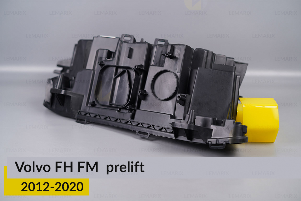 Корпус фари Volvo FH FM (2012-2020) дорест правий