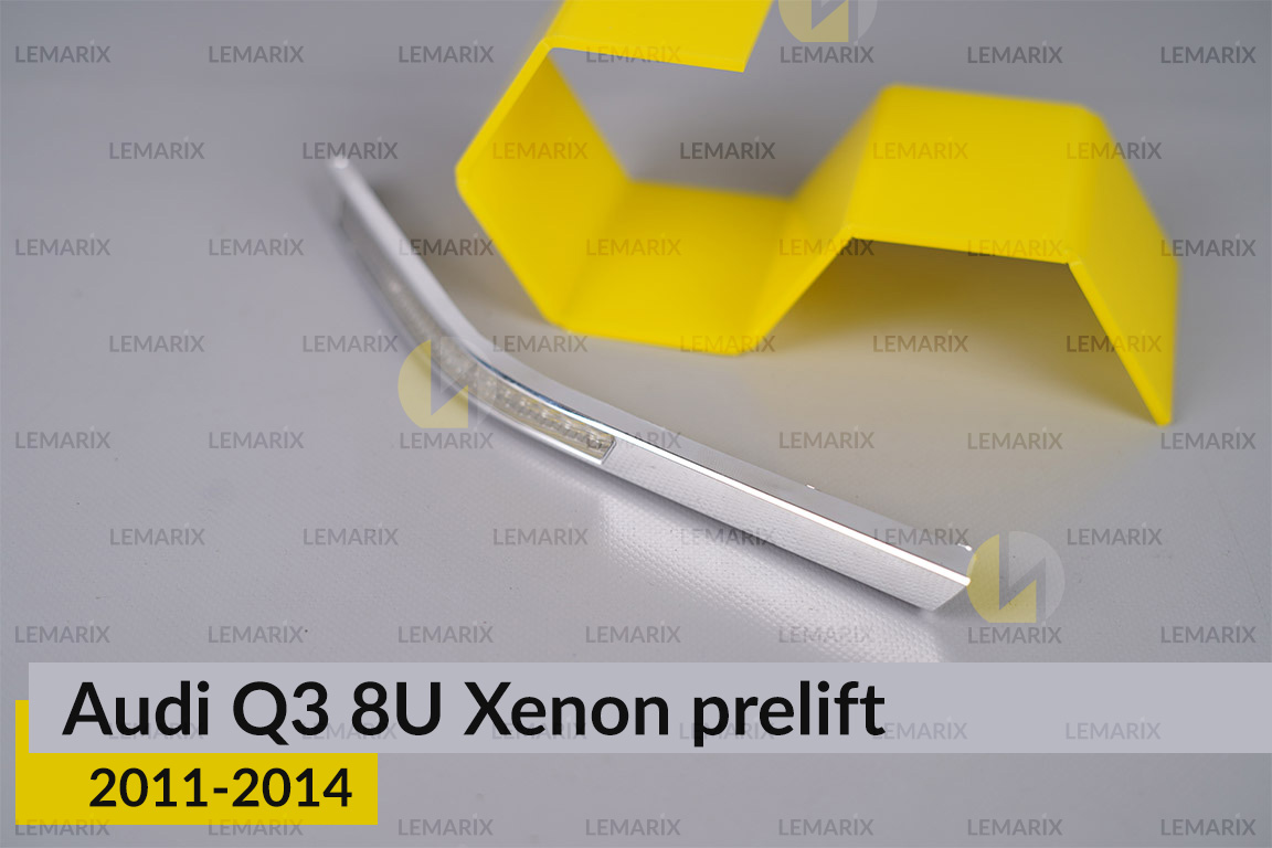 Хромована декоративна маска світлорозсіювач поворотника Audi Q3 8U Xenon (2011-2014) дорест ліва