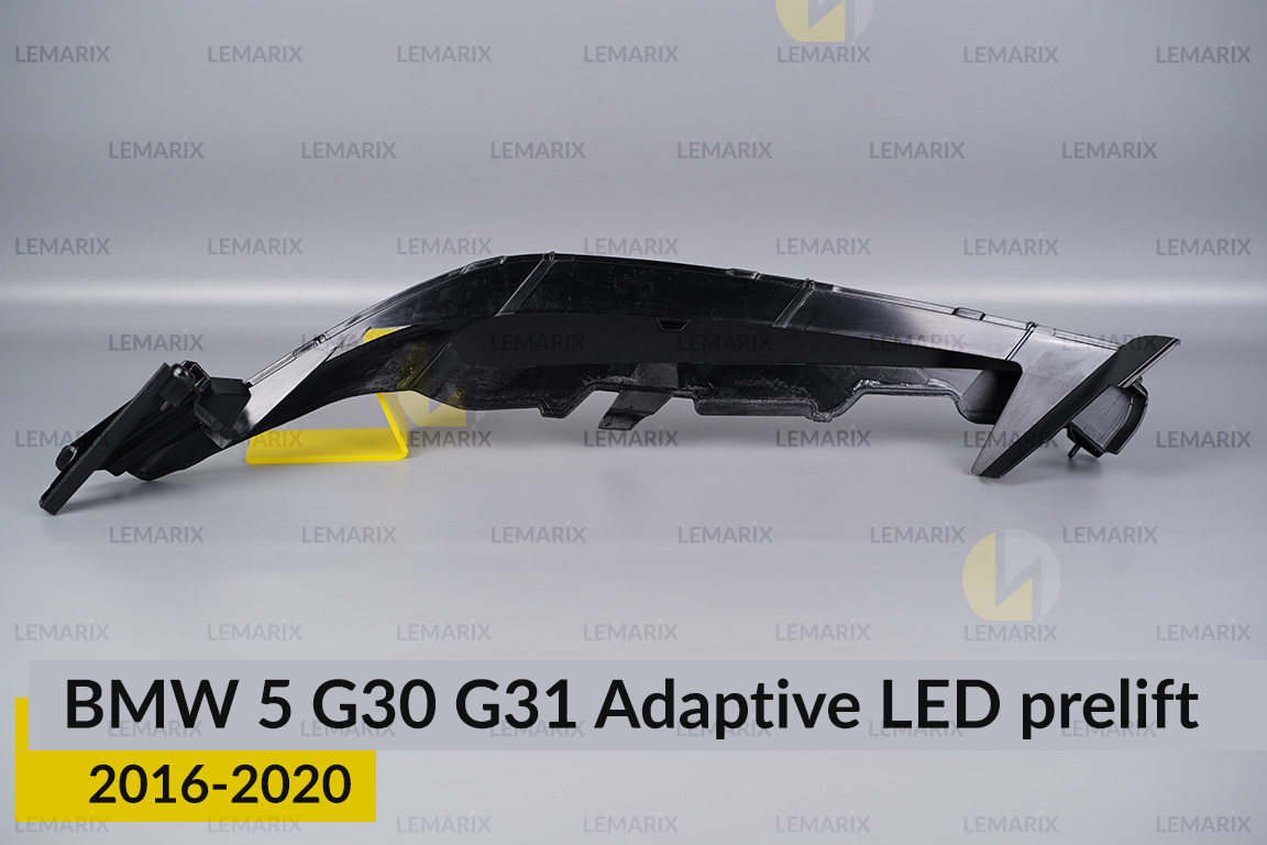 Декоративна маска верхня BMW 5 G30 G31 Adaptive LED (2016-2020) дорест права