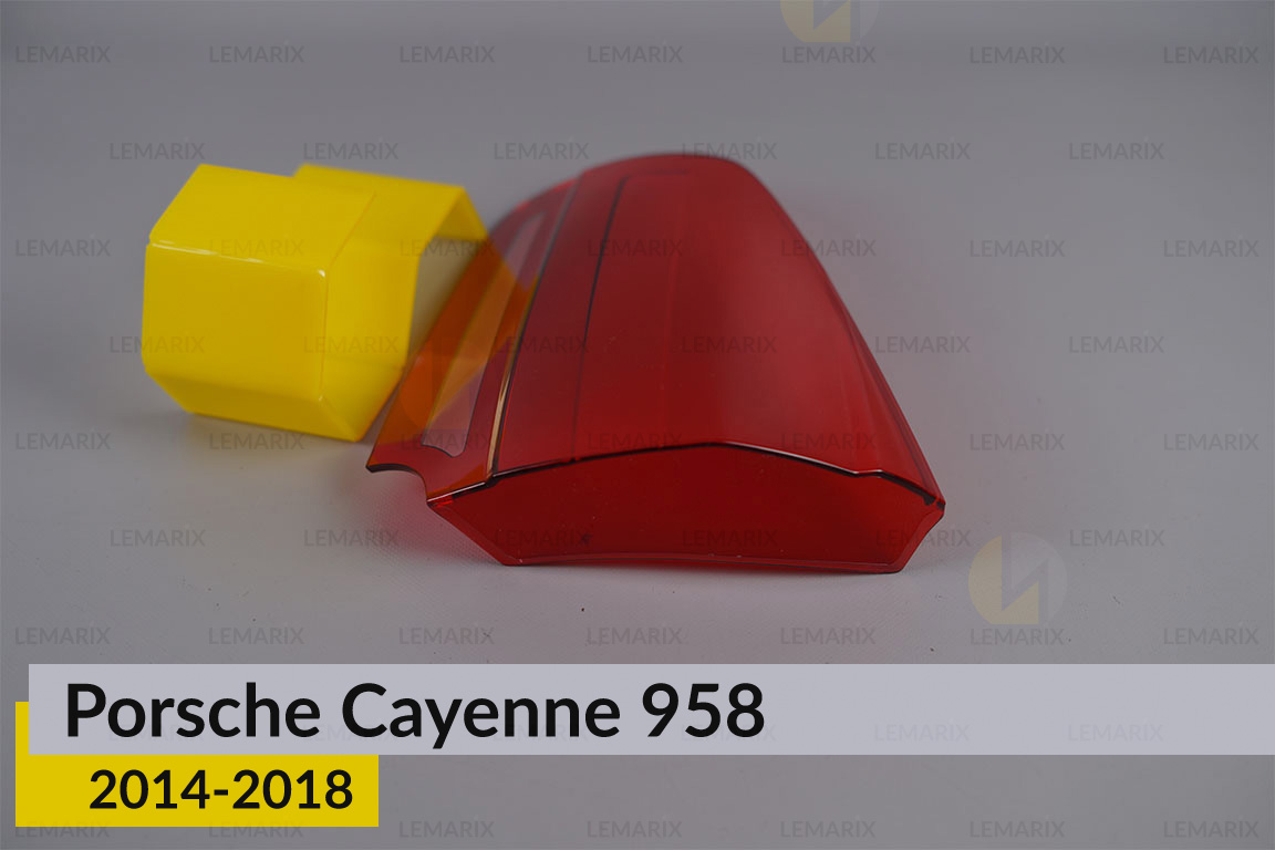 Скло заднього ліхтаря внутрішнє в кришці багажника Porsche Cayenne 958 (2014-2018) рест праве