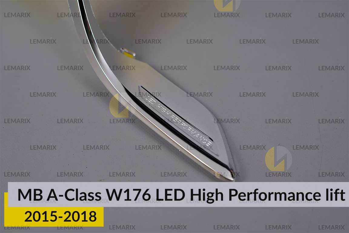 Хромована декоративна маска бокова Mercedes-Benz A-Class W176 LED High Performance (2015-2018) рест права