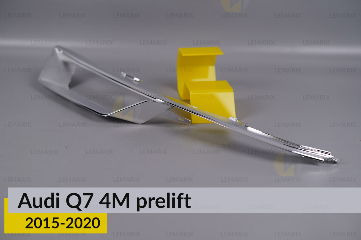 Хромована декоративна маска середня внутрішня Audi Q7 4M (2015-2020) дорест ліва