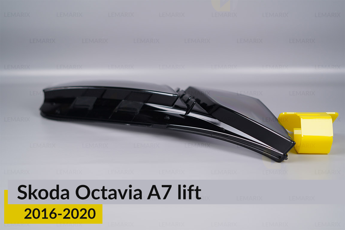 Скло фари Skoda Octavia A7 (2016-2020) рест праве
