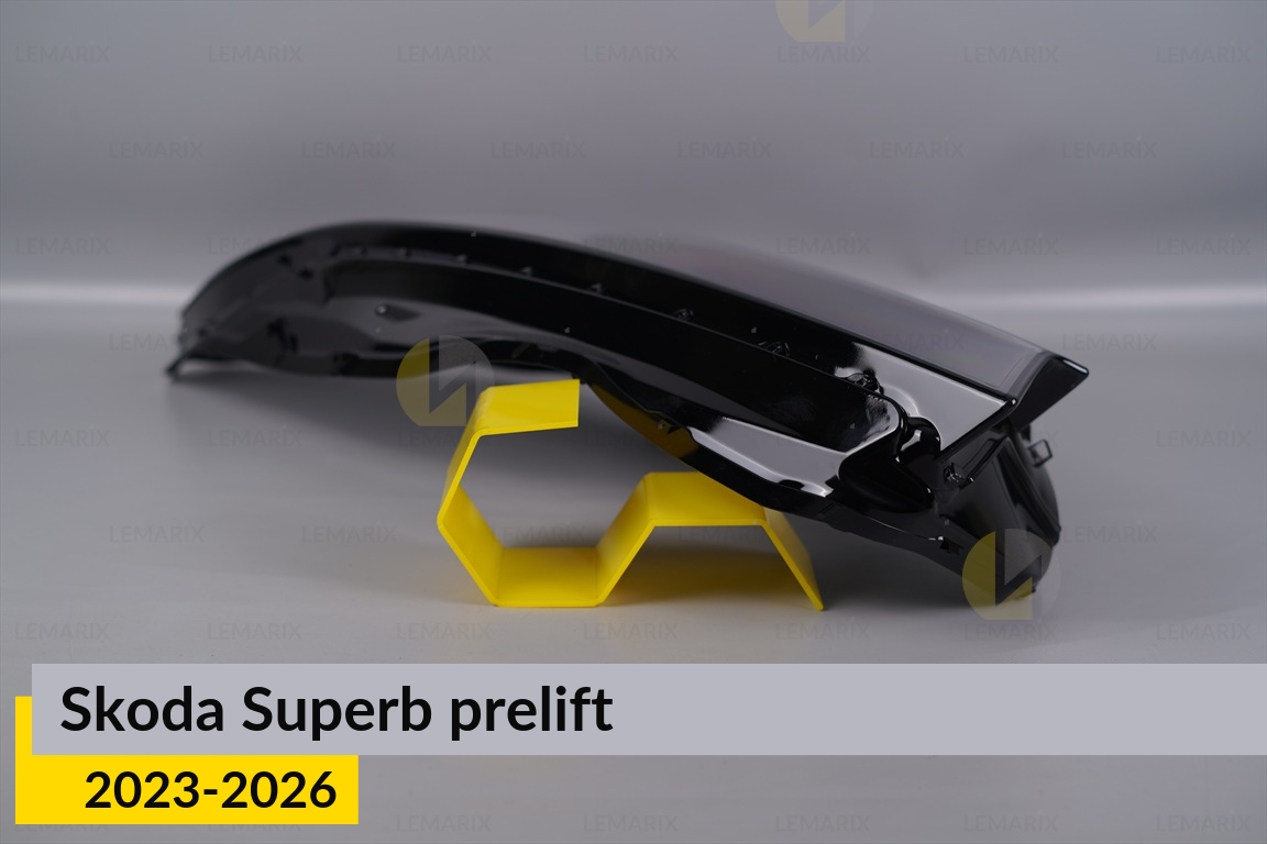 Скло фари Skoda Superb (2023-2026) дорест ліве