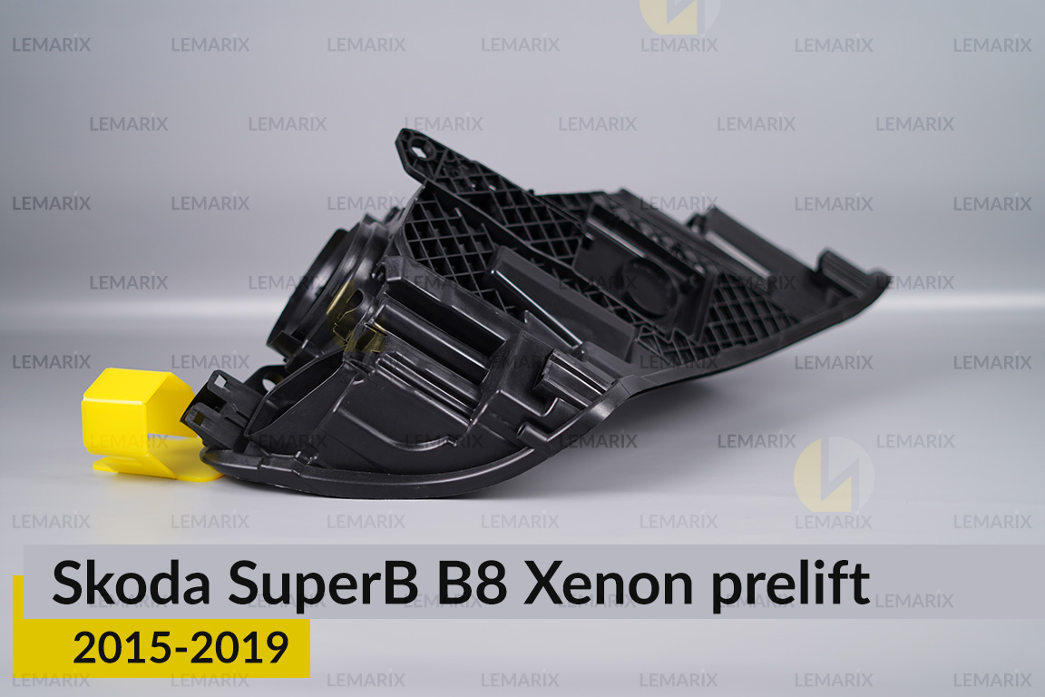 Корпус фари Skoda SuperB B8 Xenon (2015-2019) дорест лівий