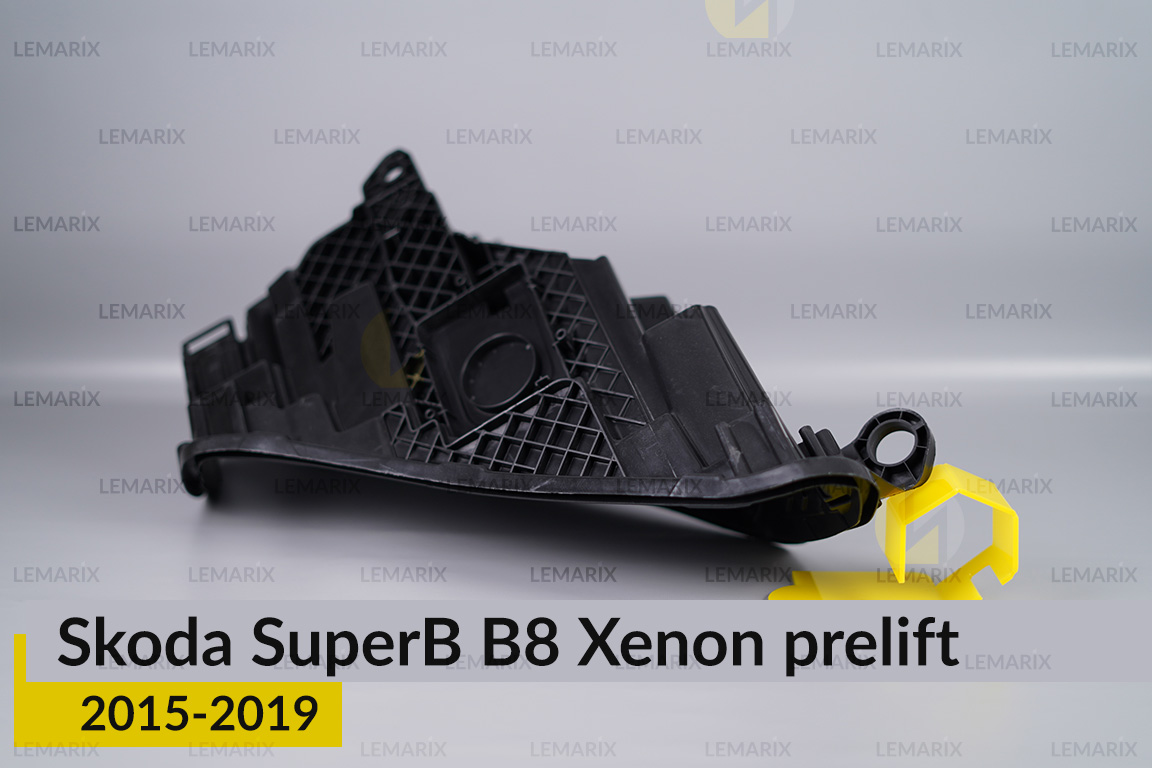 Корпус фари Skoda SuperB B8 Xenon (2015-2019) дорест лівий