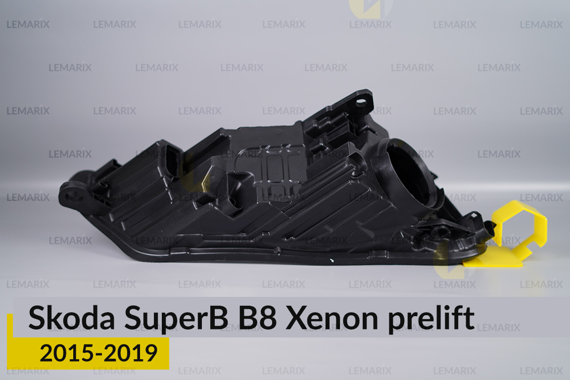 Корпус фари Skoda SuperB B8 Xenon (2015-2019) дорест лівий
