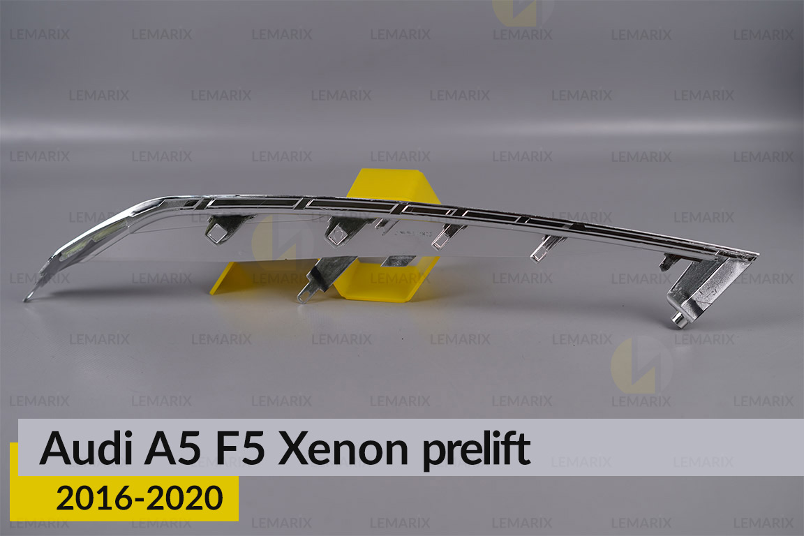 Хромована декоративна маска під світловод Audi A5 F5 Xenon (2016-2020) дорест права