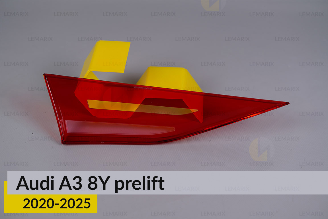 Скло заднього ліхтаря внутрішнє в кришці багажника Audi A3 8Y (2020-2026) дорест праве
