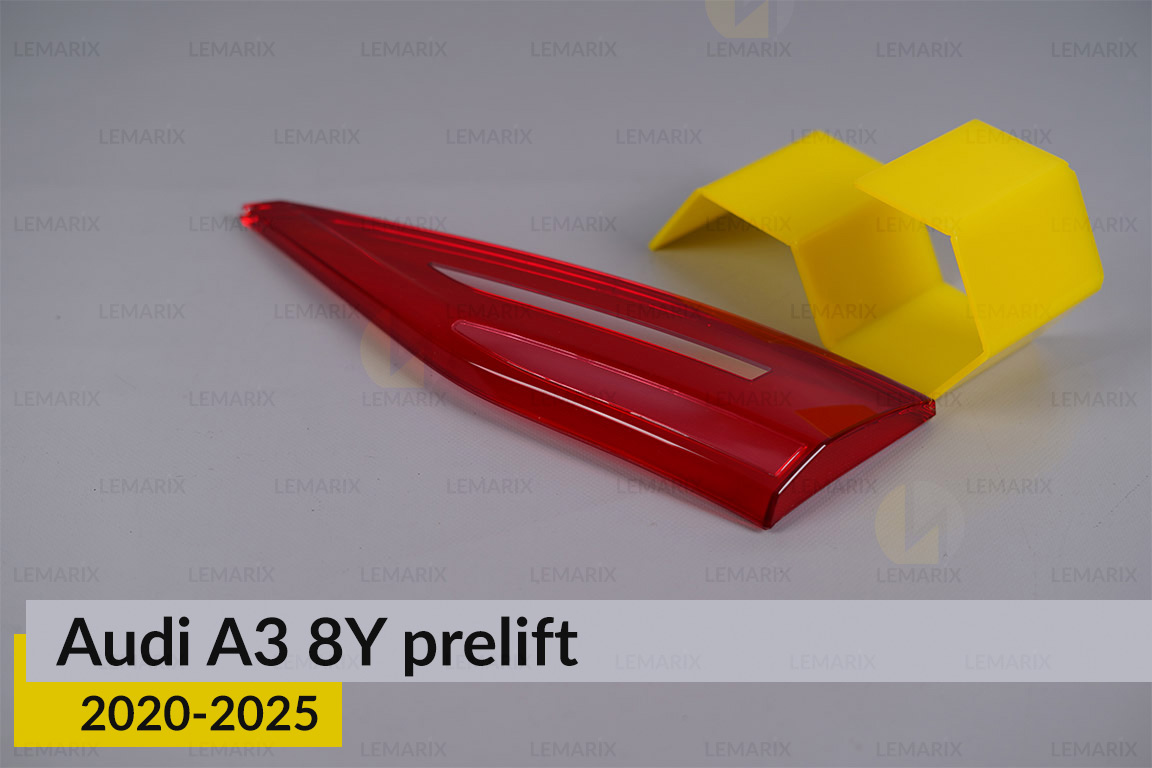 Скло заднього ліхтаря внутрішнє в кришці багажника Audi A3 8Y (2020-2026) дорест праве