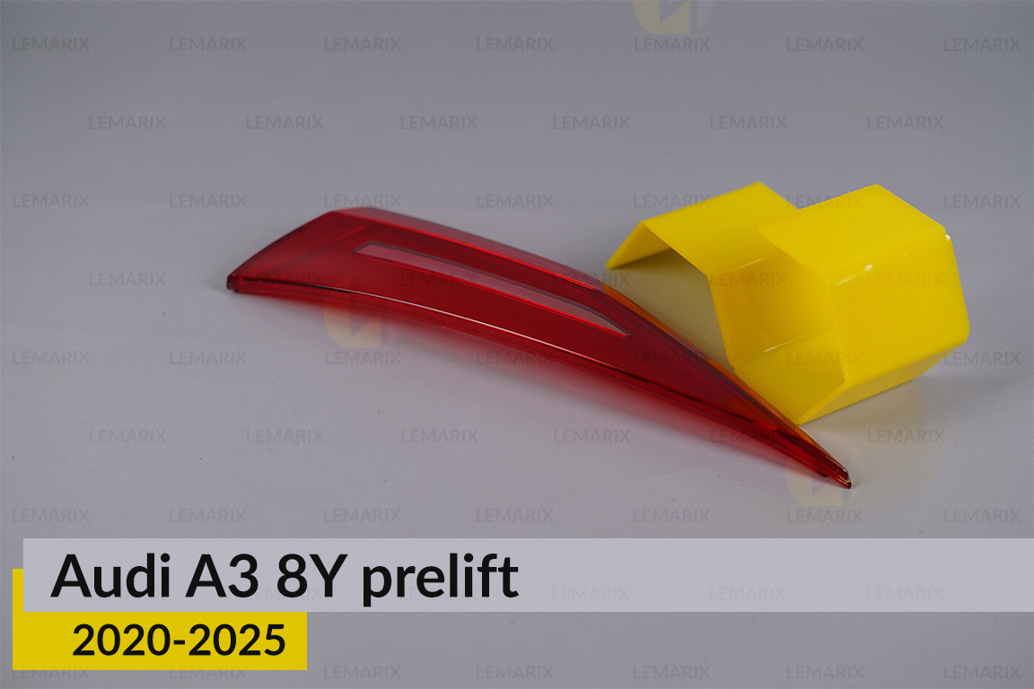 Скло заднього ліхтаря внутрішнє в кришці багажника Audi A3 8Y (2020-2026) дорест праве
