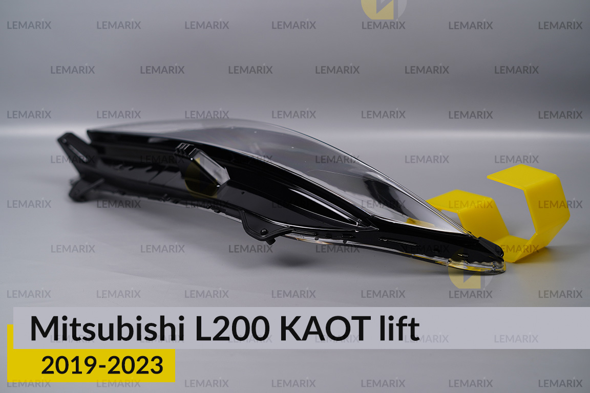 Скло фари Mitsubishi L200 KAOT (2019-2023) рест ліве