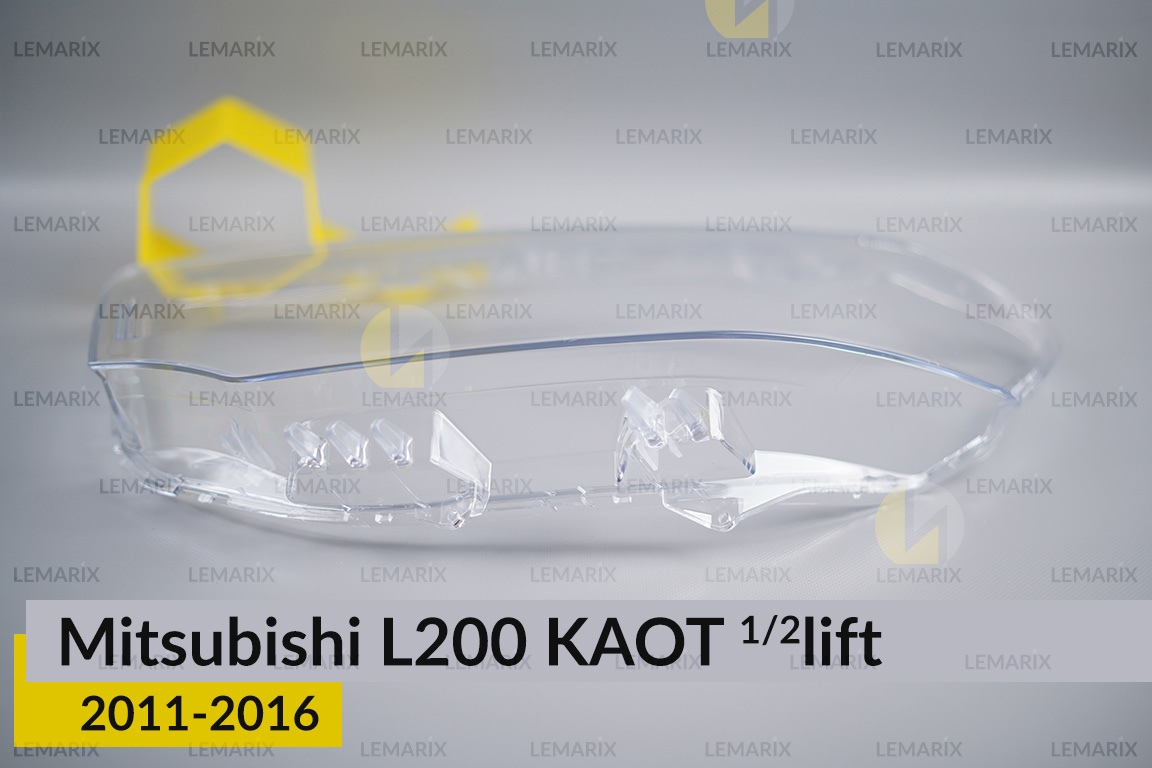Скло фари Mitsubishi L200 KAOT (2011-2016) 1/2 рест ліве