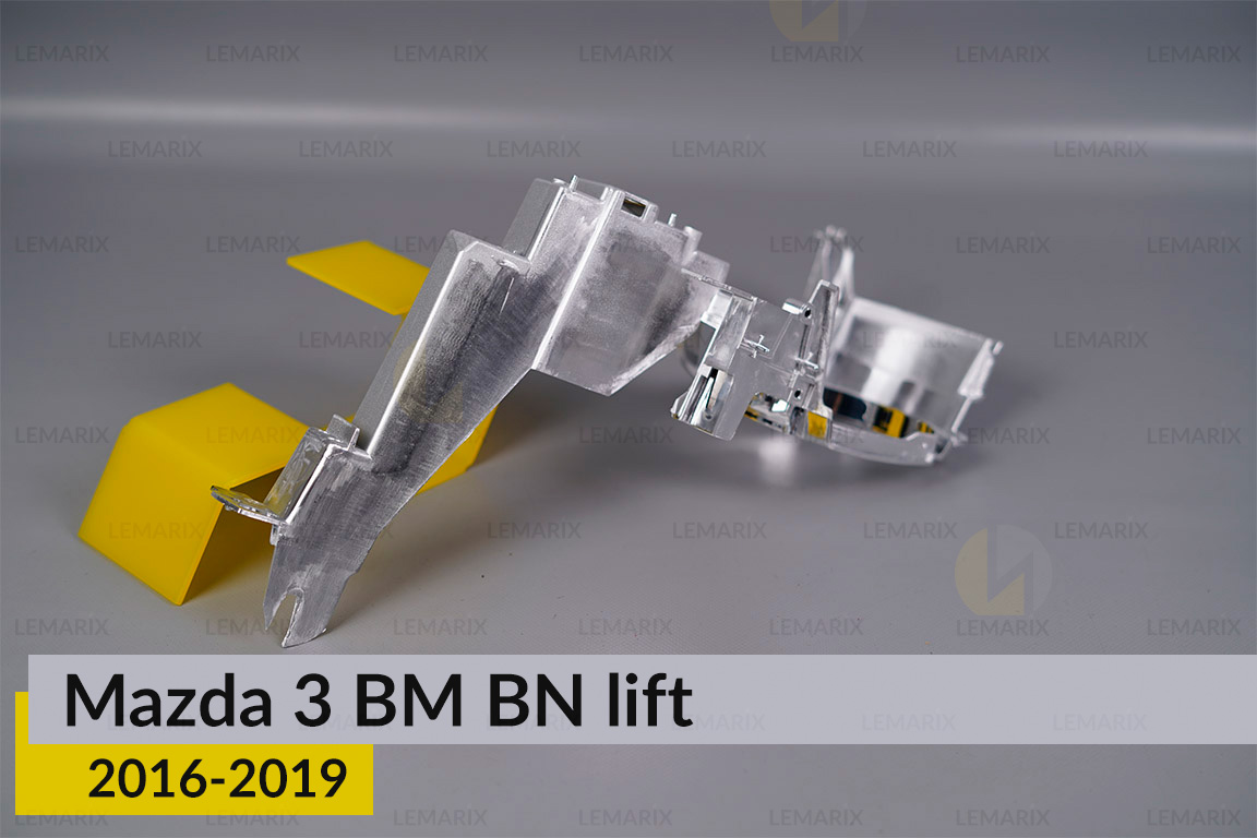Хромована маска під лінзу Mazda 3 BM BN (2016-2019) рест ліва