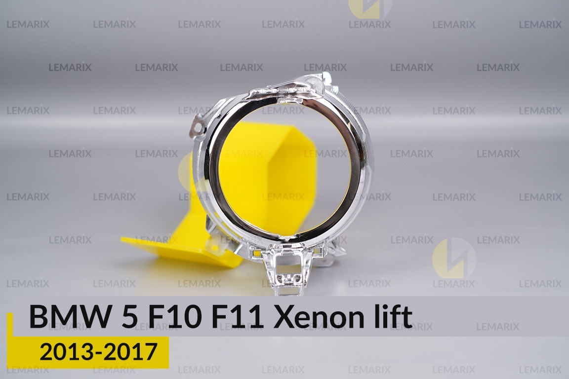 Декоративна маска лінзи мала зовнішня BMW 5 F10 F11 Xenon (2013-2017) рест ліва