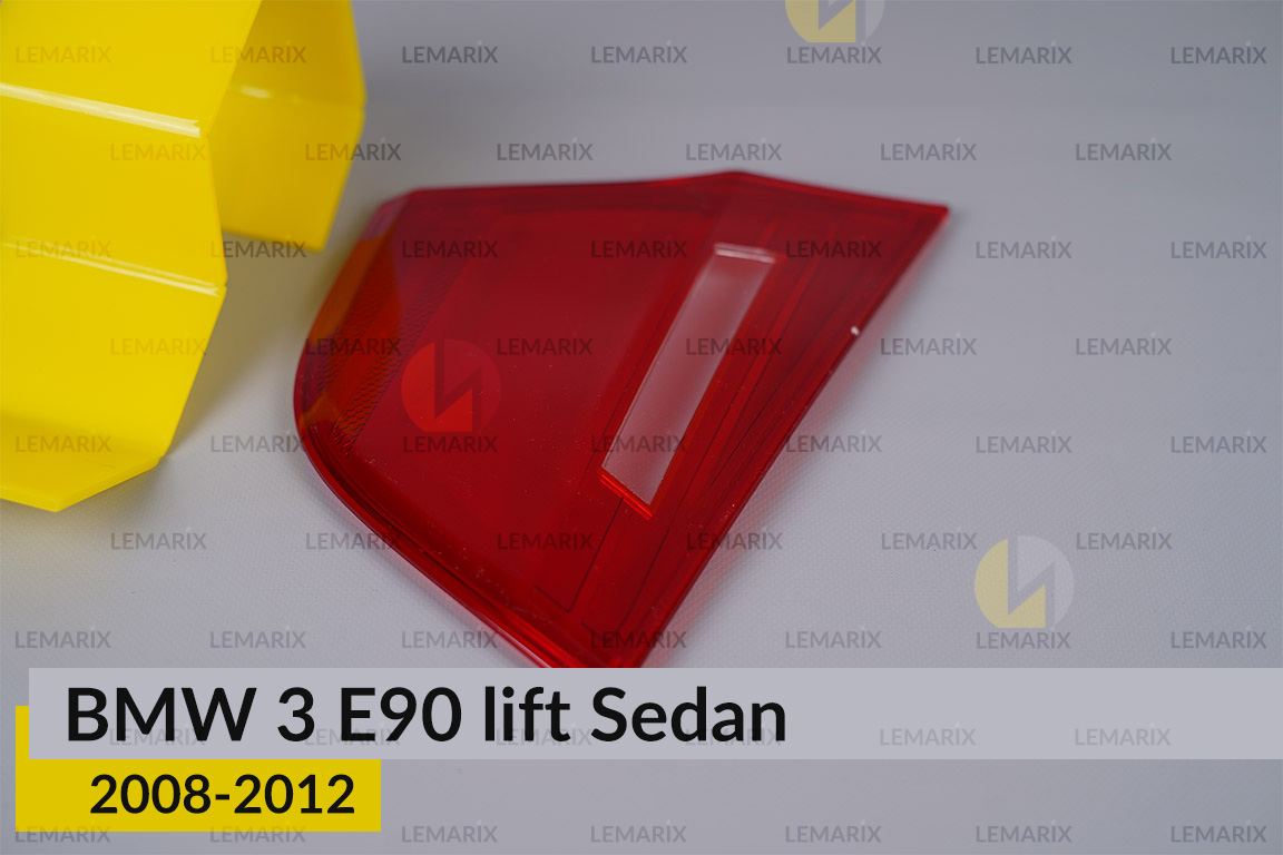 Скло заднього ліхтаря внутрішнє в кришці багажника BMW 3 E90 Sedan (2008-2012) рест ліве