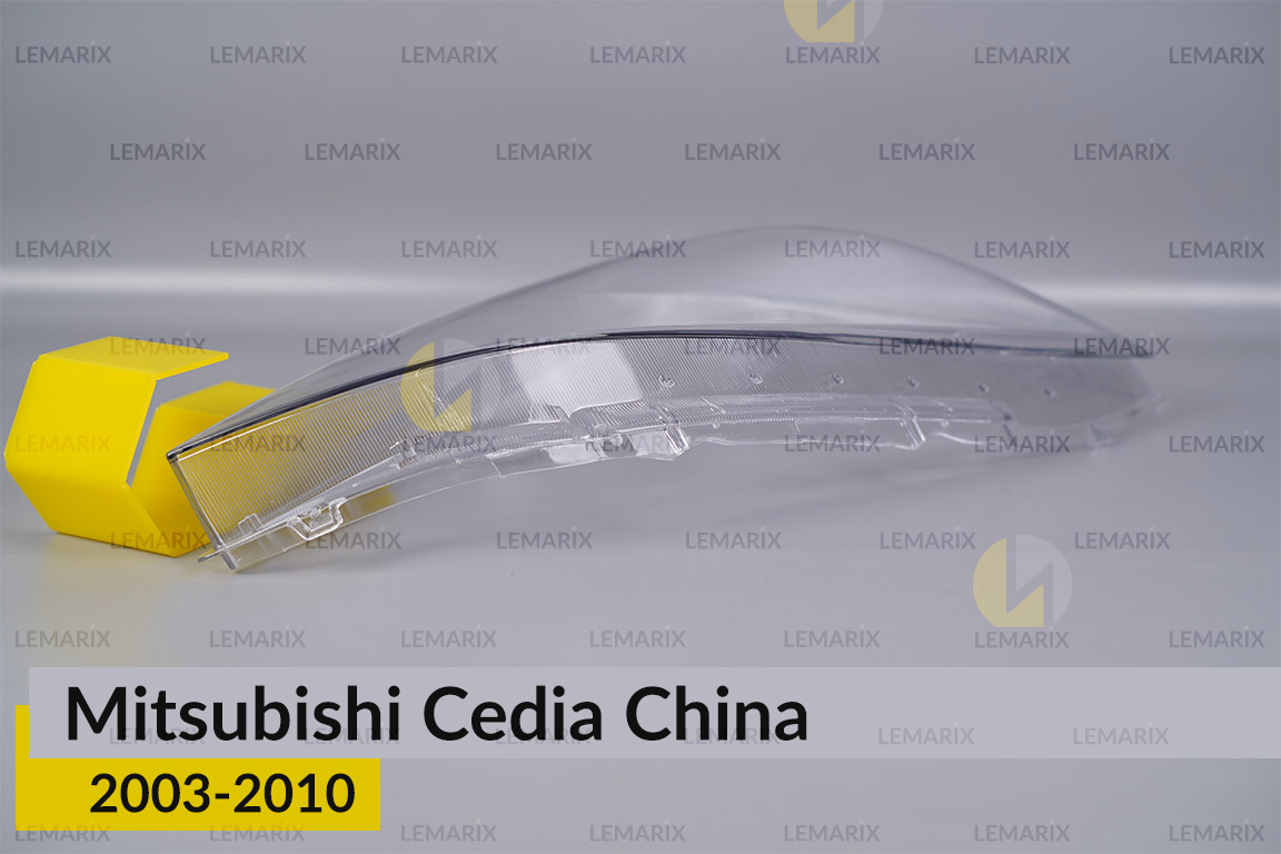 Скло фари Mitsubishi Cedia China (2003-2010) праве