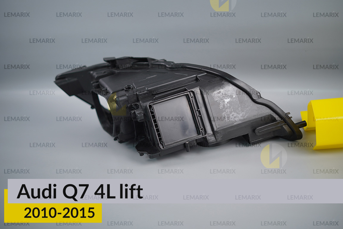 Корпус фари Audi Q7 4L (2010-2015) рест лівий