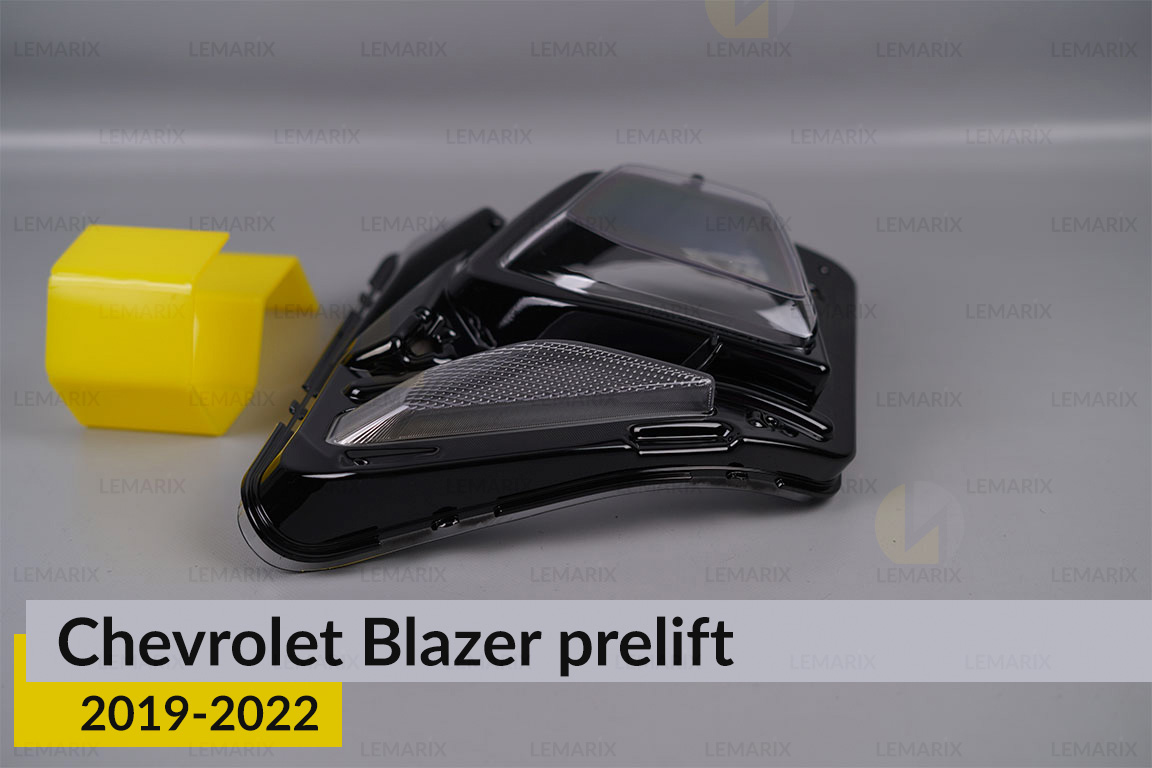 Скло фари Chevrolet Blazer (2019-2022) дорест праве
