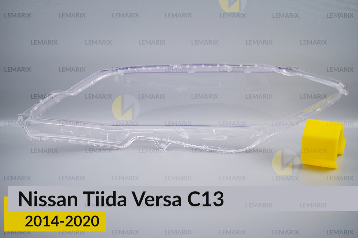 Скло фари Nissan Tiida Versa C13 (2014-2020) праве