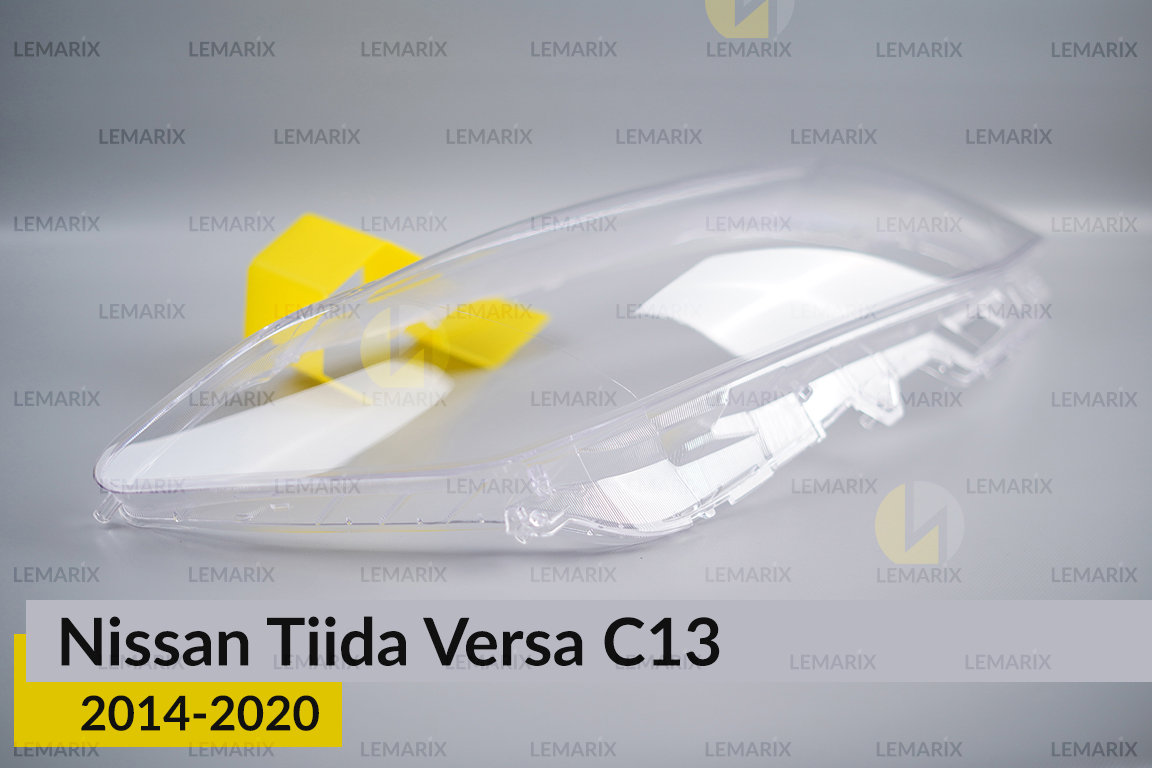 Скло фари Nissan Tiida Versa C13 (2014-2020) праве