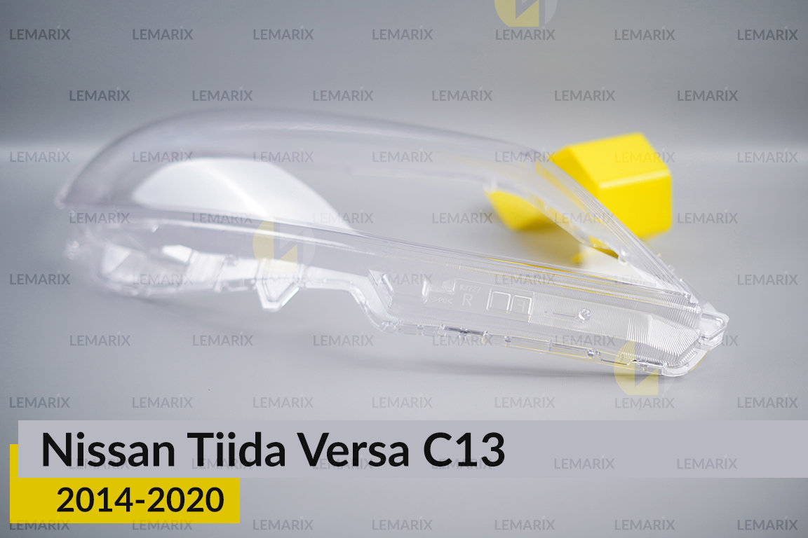Скло фари Nissan Tiida Versa C13 (2014-2020) праве