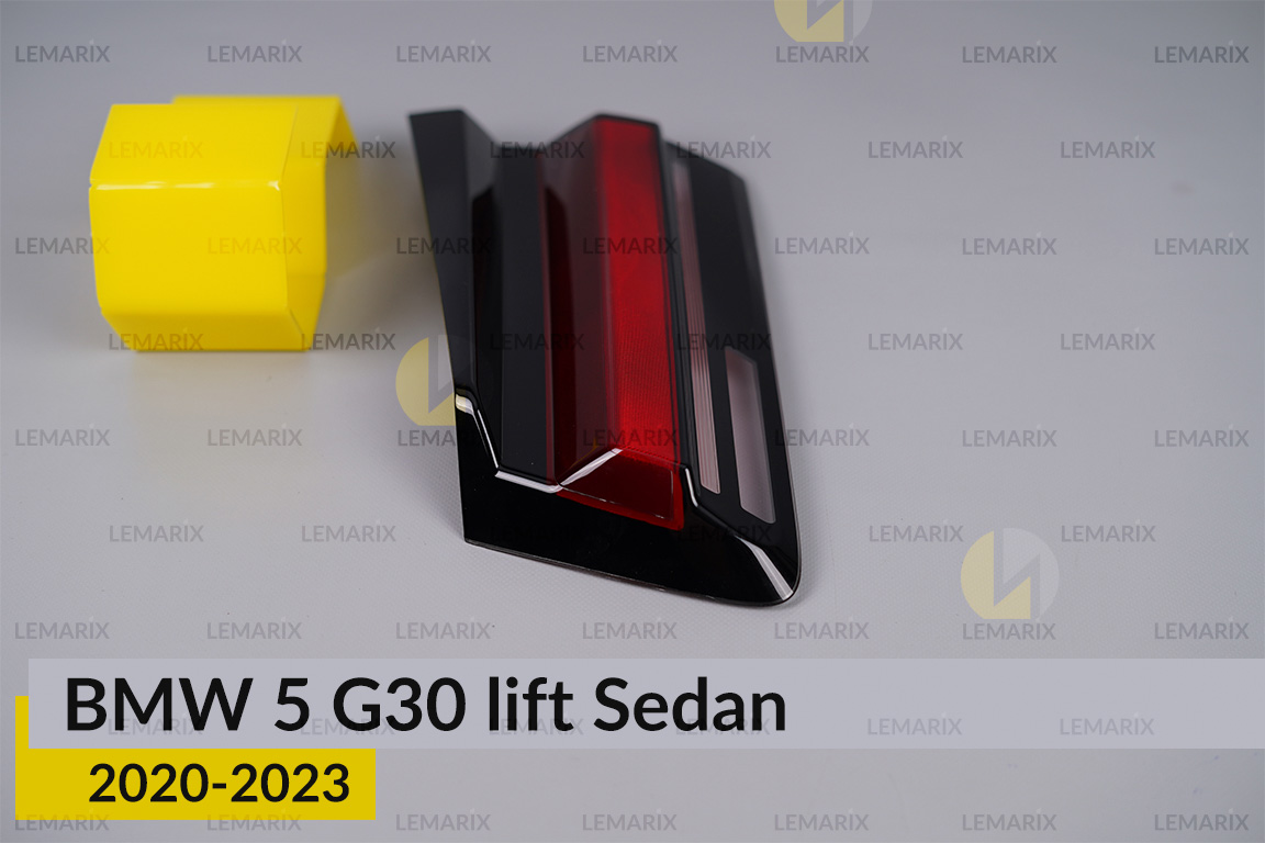 Скло заднього ліхтаря внутрішнє в кришці багажника BMW 5 G30 Sedan (2020-2023) рест праве
