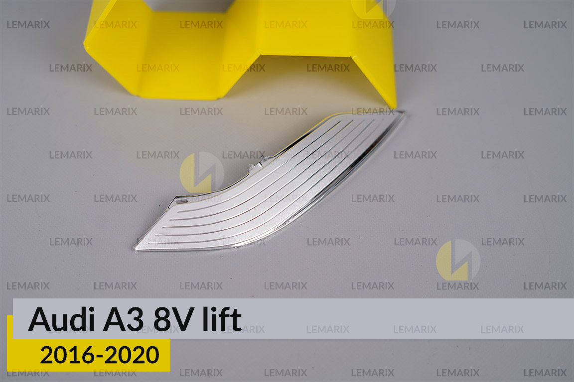 Катафот/Світлорозсіювач Audi A3 8V (2016-2020) рест правий