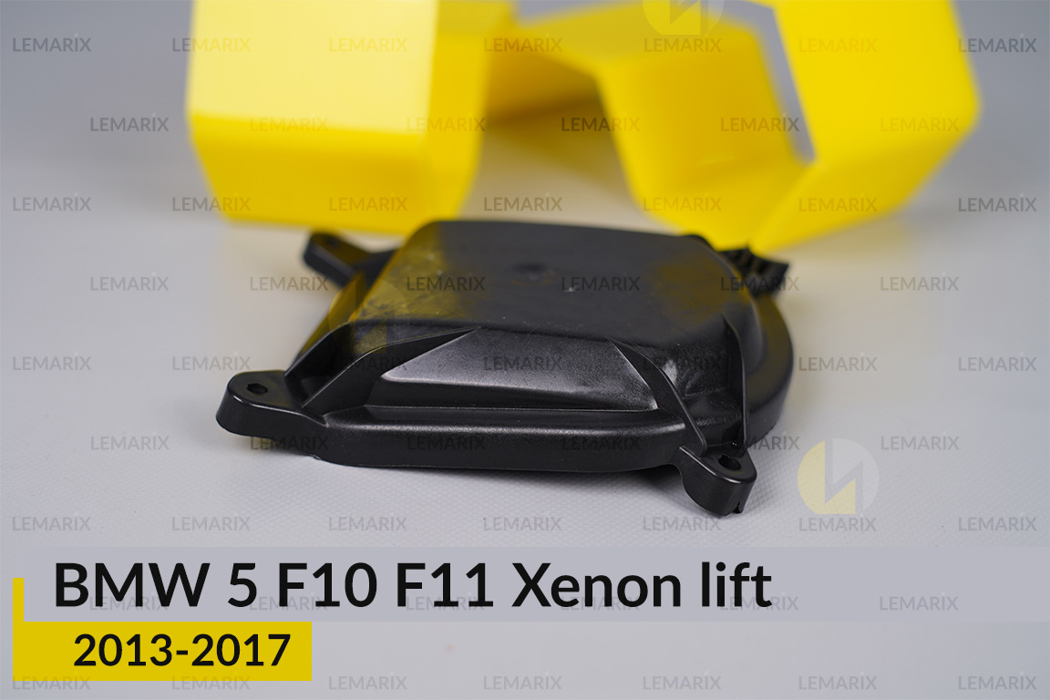 Кришка ковпак заглушка фари BMW 5 F10 F11 Xenon (2013-2017) рест права