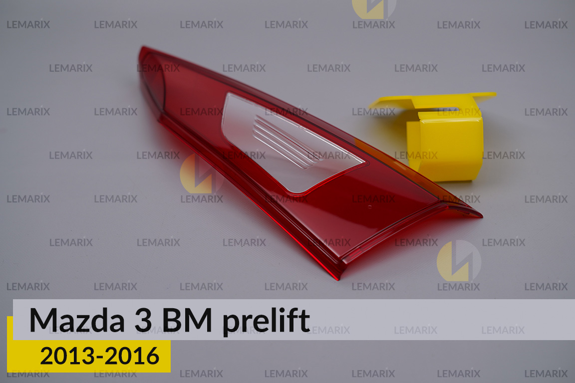 Скло заднього ліхтаря внутрішнє в кришці багажника Mazda 3 BM (2013-2016) дорест праве