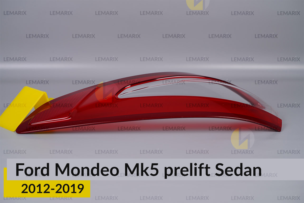 Скло заднього ліхтаря зовнішнє в крилі Ford Mondeo Mk5 Sedan (2012-2019) дорест праве