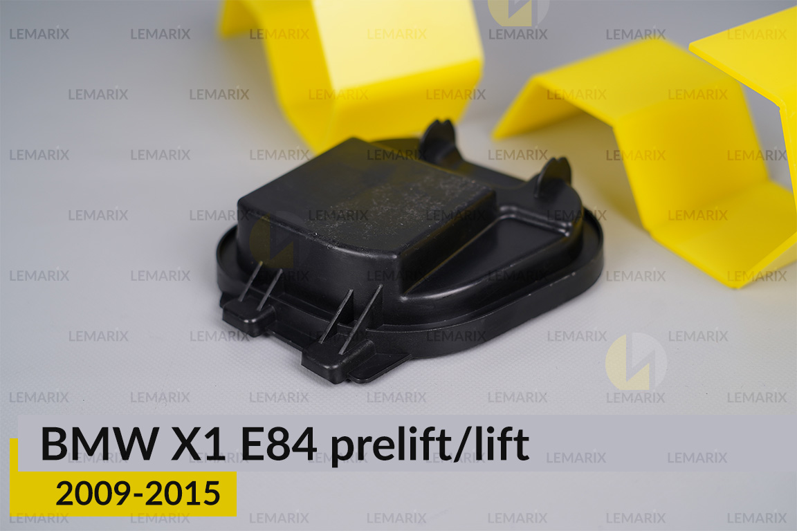 Кришка ковпак заглушка фари BMW X1 E84 (2009-2015) дорест/рест права