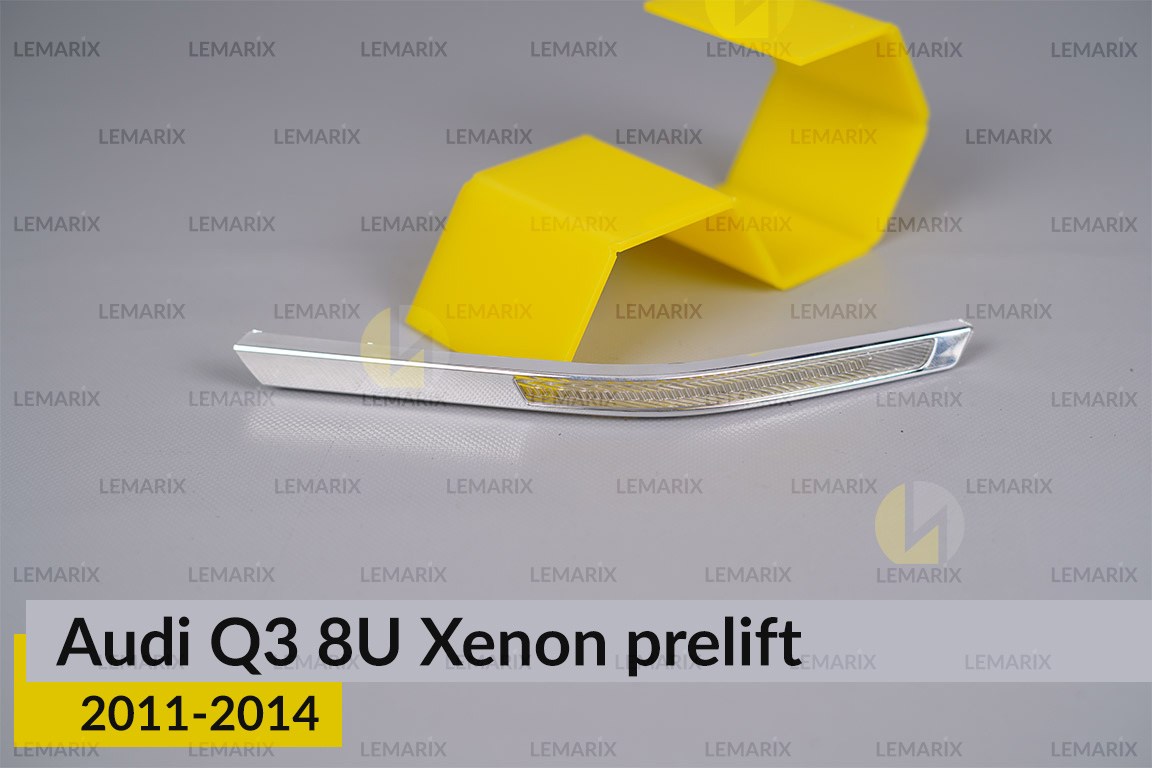 Хромована декоративна маска світлорозсіювач поворотника Audi Q3 8U Xenon (2011-2014) дорест права