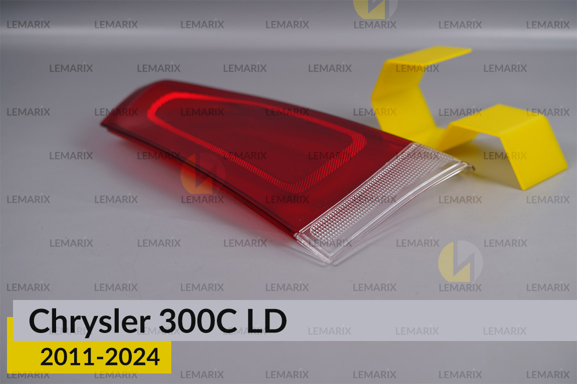 Скло заднього ліхтаря Chrysler 300C LD (2011-2024) праве