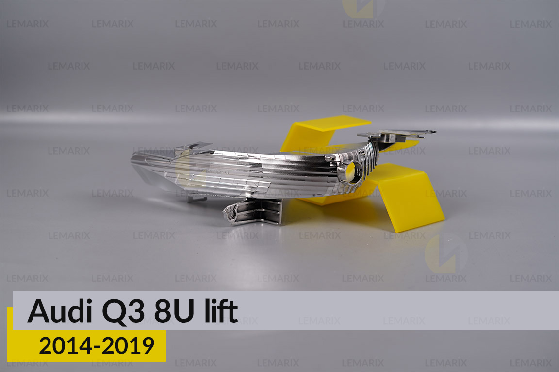 Хромована маска світлорозсіювача Audi Q3 8U (2014-2019) рест права