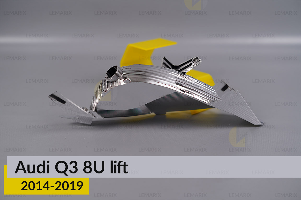 Хромована маска світлорозсіювача Audi Q3 8U (2014-2019) рест права