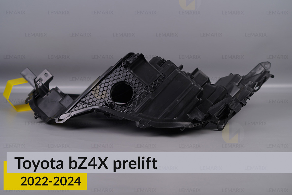 Корпус фари Toyota bZ4X 4 лінзи (2022-2024) дорест правий